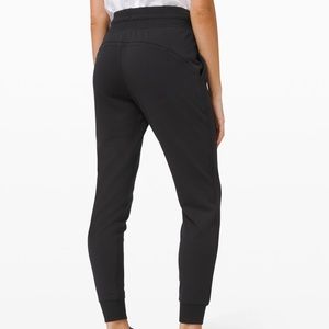 Lululemon joggers